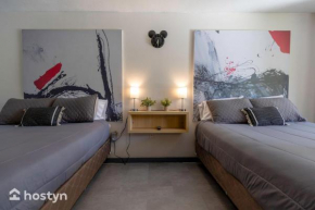 Amazing hotel room near Disney for 4 people